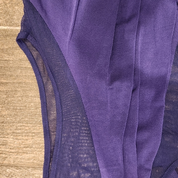 BCBG DRESS - Picture 3 of 5